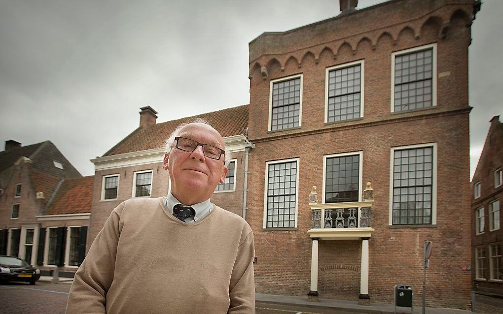 Maarten Seijbel bij het nieuwe onderkomen van het Orgelmuseum in Elburg.            Beeld RD, Henk Visscher