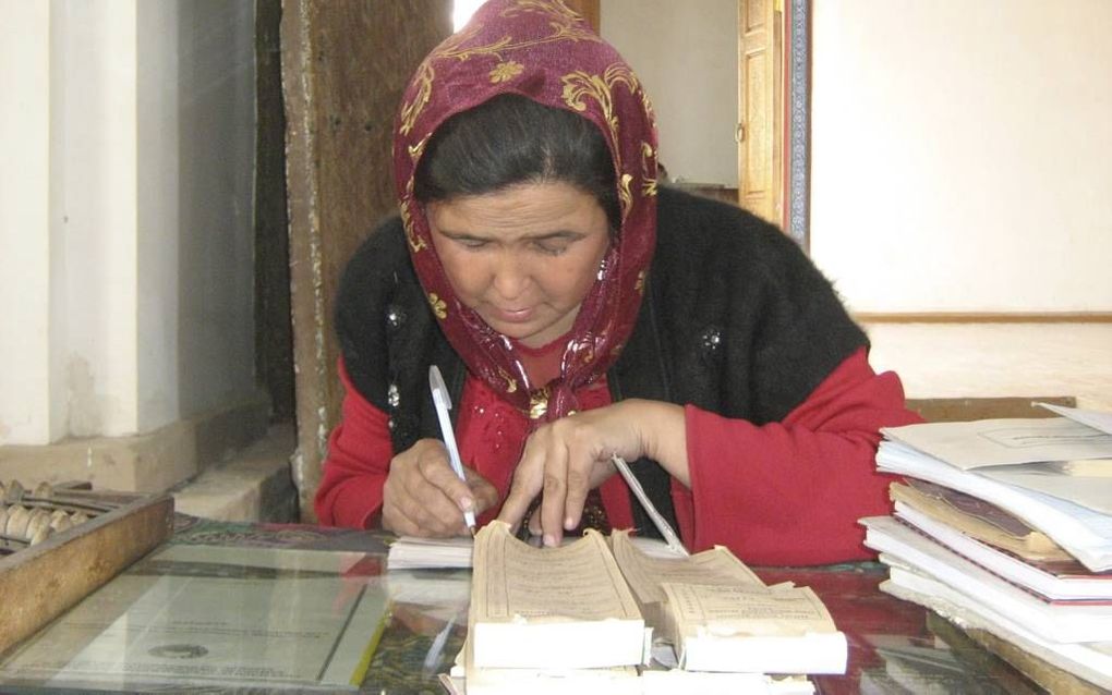 Het bezitten van religieuze boeken is gevaarlijk in Oezbekistan. beeld Open Doors