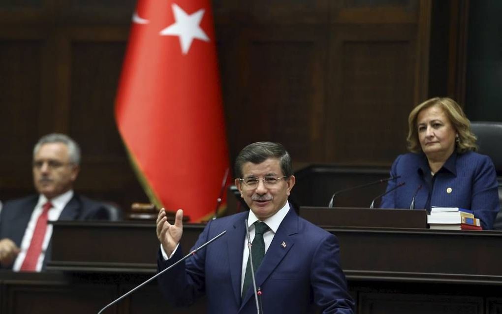 ANKARA. De Turkse premier Davutoglu voelt weinig voor invoering van christelijk godsdienstonderwijs. beeld AFP