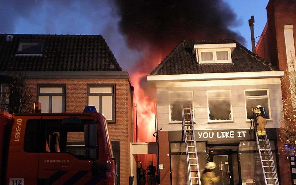 De brand donderdagmorgen in het centrum van Barneveld. Foto RD