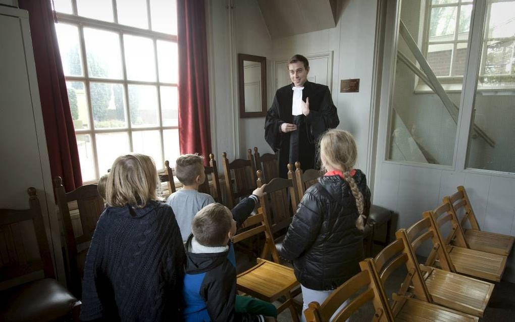 Ambtsdragers vragen gehoorzaamheid, niet omdat ze de baas zijn, maar omdat zij op hun beurt geroepen zijn om gehoorzaam te zijn aan  Christus. Foto RD, Henk Visscher