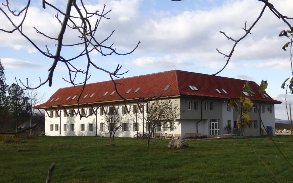 Learning Center Borovtsi, Bulgarije. Het centrum is een brug tussen het weeshuis en de samenleving voor vooral Romajongeren. beeld RD