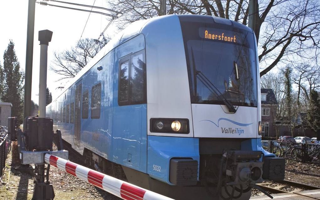 De Valleilijn groeit uit zijn jasje. Een kwartiersdienst is nodig voor blijvend succes van de lijn, vindt het bestuur van Gelderland. beeld ANP