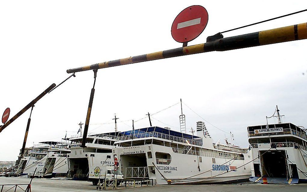 De haven van Piraeus. Beeld EPA