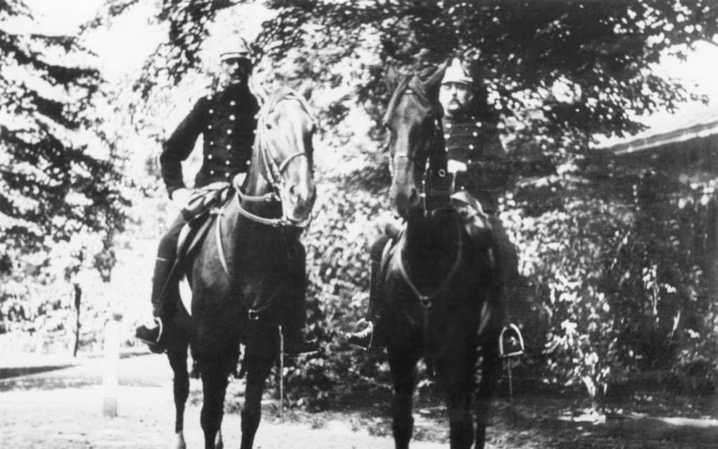 Het politiekorps van Rotterdam kreeg in 1897 al een bereden brigade. beeld Rijnmond Politie Historische Collectie Eenheid Rotterdam