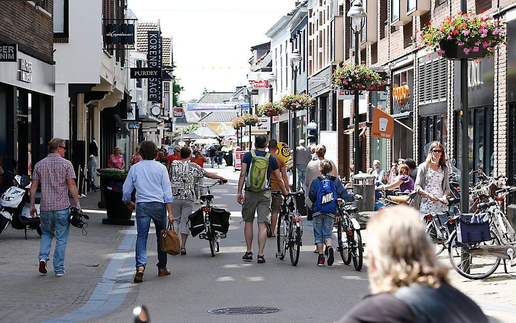 APELDOORN. De overgrote meerderheid van de Apeldoornse binnenstad ondernemers is tegen het vrijgeven van de koopzondagen, zo blijkt uit een peiling. Beeld ANP