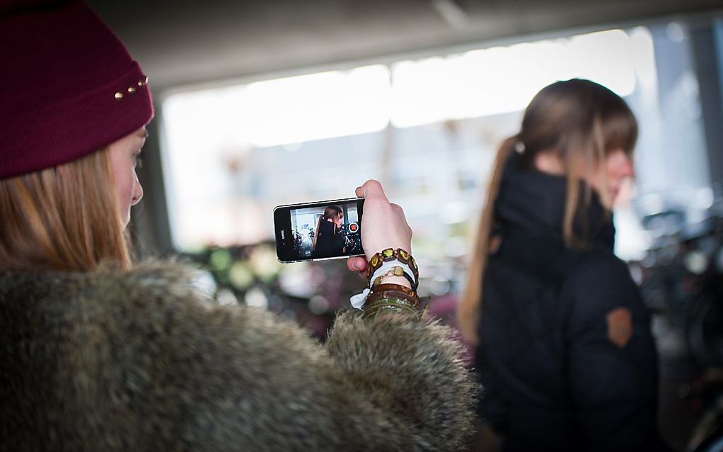 De heftigheid van pesten door kinderen neemt enorm toe, onder meer door digitaal pesten. beeld ANP