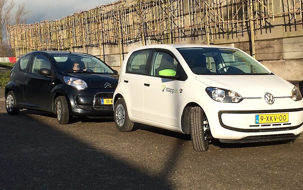 Met twee auto's op stap. Foto RD