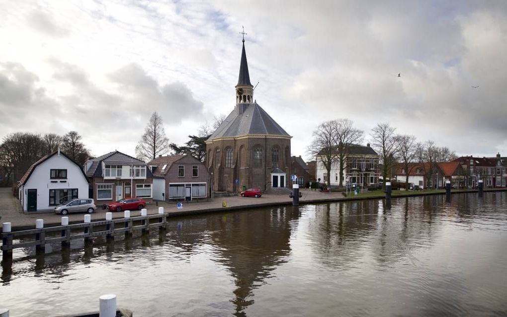 Exterieur van de kerk aan de Comriekade. beeld Sjaak Verboom