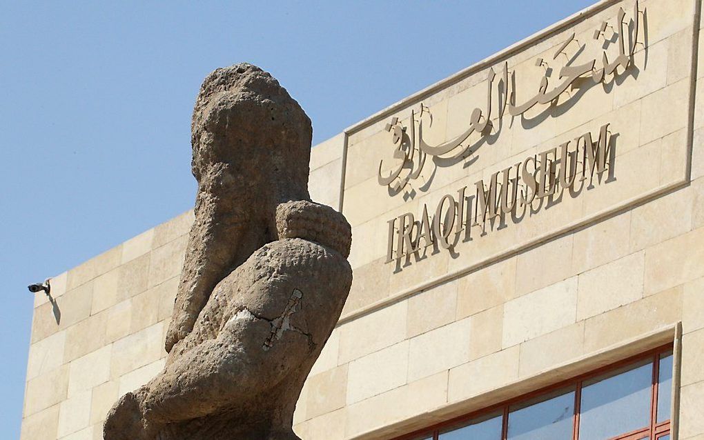 Iran heeft Irak en Unesco zijn hulp aangeboden bij de bescherming van kunstschatten die door terreurbeweging Islamitische Staat (IS) worden bedreigd.  beeld AFP