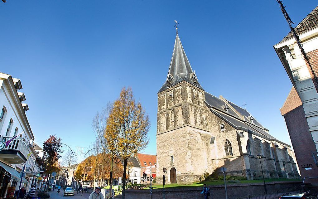 Doordat de omliggende gemeenten de koopzondagen hebben vrijgegeven, is het vanouds protestants-christelijke Aalten „een eiland geworden.” beeld RD, Anton Dommerholt