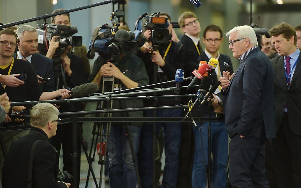 De Duitse minister van Buitenlandse Zaken Steinmeier vrijdag in Riga. beeld AFP