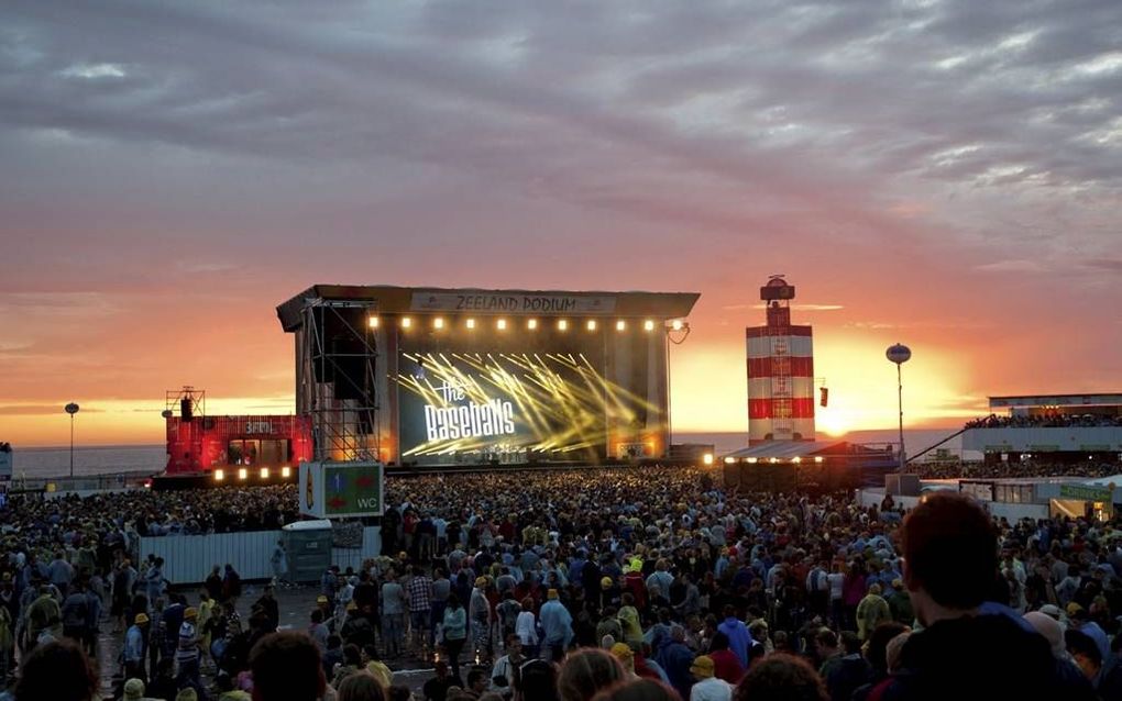 De christelijke partijen in de Provinciale Staten van Zeeland willen dat er minder subsidie gaat naar grote festivals. Op de Zeeuwse culturele sector als geheel hoeft van hen echter niet bezuinigd te worden. Foto: het jaarlijkse festival Concert at Sea op