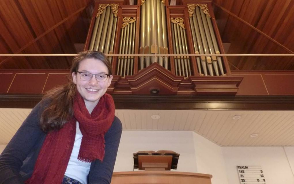 Fianne de With in ‘haar’ kerk in Nieuwpoort. Beeld RD