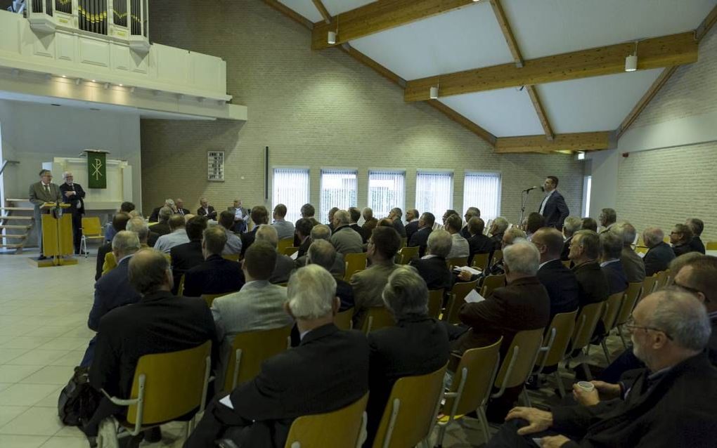 Ambtsdragers van de Christelijke Gereformeerde Kerken kwamen zaterdag in Nijkerk bijeen voor hun jaarlijkse conferentie.  beeld André Dorst