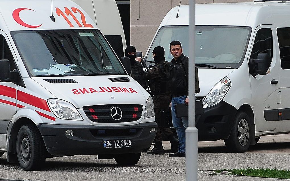 Gijzeling in een rechtbank dinsdag in Istanbul. Beeld AFP