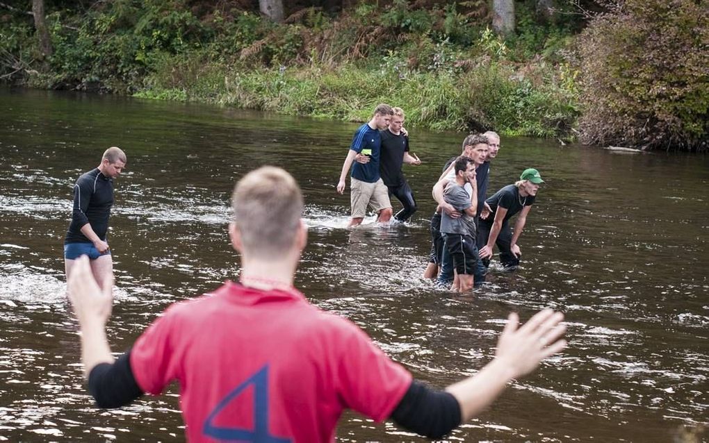 Deelnemers tijdens het Karakterweekend in de Ardennen van de 4e Musketier. Beeld RD