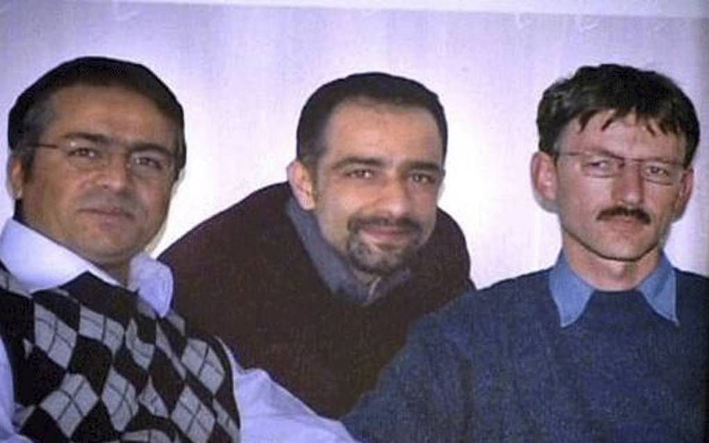 In een christelijke boekwinkel in Malatya werden in 2007 drie christenen vermoord: Necati Aydin, Ugur Yuksel en Tilmann Geske (r.). Beeld I.radikal.com