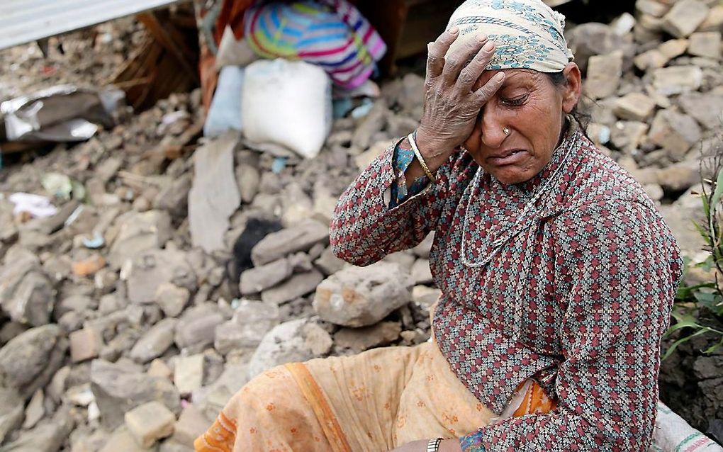 Het straatarme Aziatische land Nepal werd in het weekeinde getroffen door een zeer zware aardbeving. Duizenden mensen zijn omgekomen, veel huizen en gebouwen zijn verwoest. beeld EPA