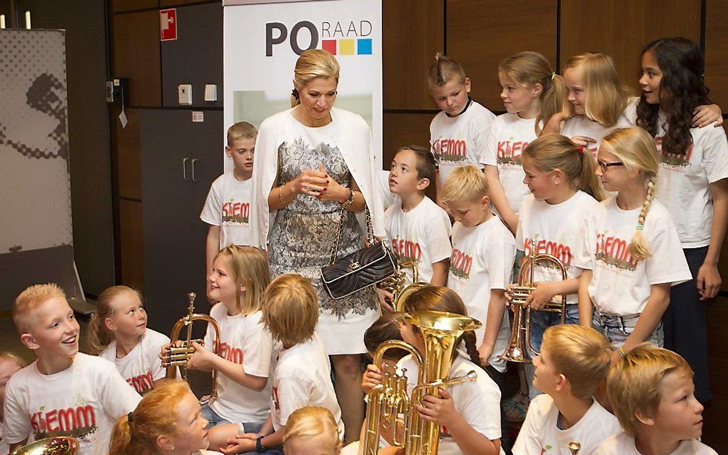 Koningin Maxima sprak vrijdag op het congres Kennis voor Morgen dat was georganiseerd door de PO-raad (Primair Onderwijs) in Arnhem. De koningin ontmoet de leerlingen en leraren van het orkest KIEMM.  beeld ANP