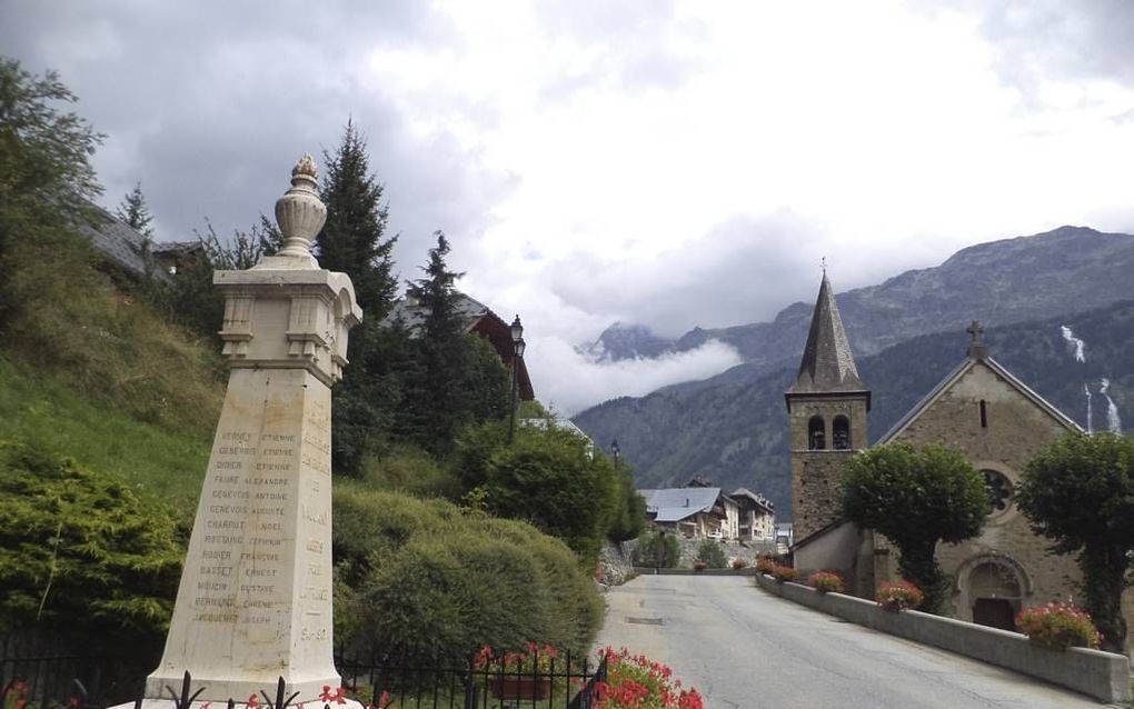 Gedenksteen voor de omgekomenen in Vaujany, in de Franse Alpen, 1914-1918. Beeld RD