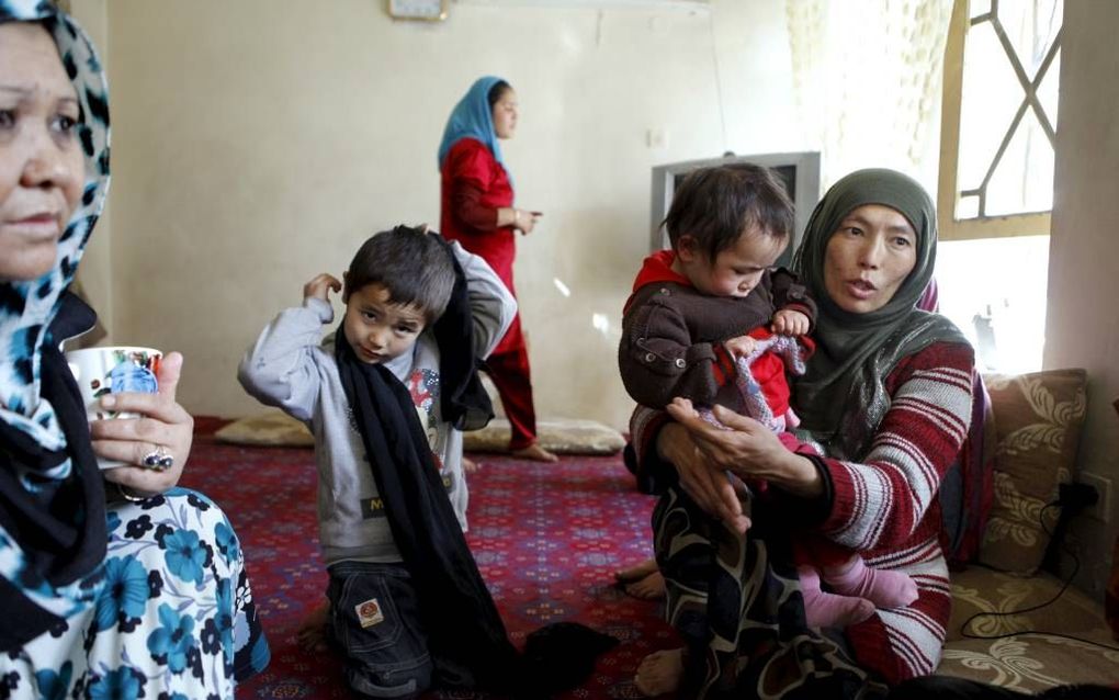 Voor de vrouwen in de geheime vrouwenshelters in Afghanistan is het niet veilig om naar buiten te gaan. Hun schoonfamilie kan uit zijn op eerwraak als hun verblijfplaats wordt onthuld.  Foto Marielle van Uitert