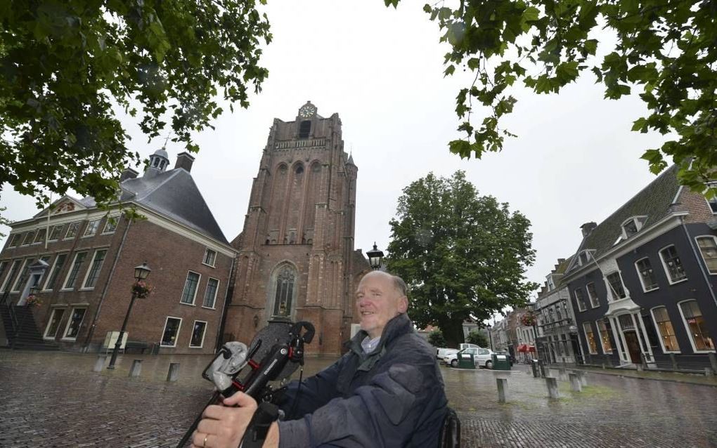 WIJK BIJ DUURSTEDE. Kees Slijkerman, initiatiefnemer van het Bonifatiusjaar in Wijk bij Duurstede, pleit voor een Bonifatius-monument. Het standbeeld moet een plaats krijgen op de Markt, bij de Grote Kerk in Wijk bij Duurstede.   beeld William Hoogteyling