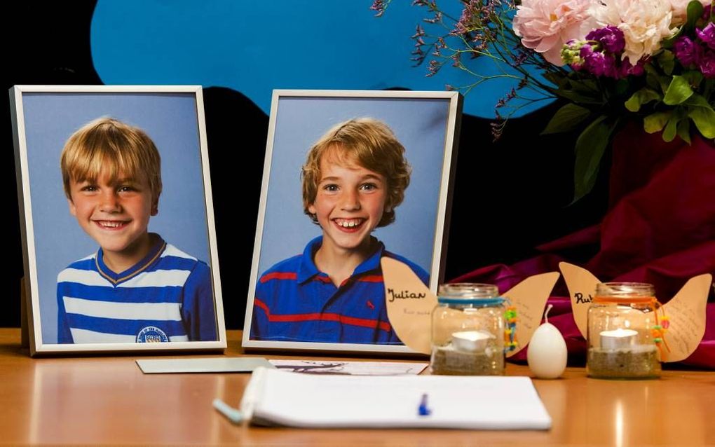 De broertjes Julian en Ruben. Ze zijn omgebracht door hun vader, in 2013. beeld ANP