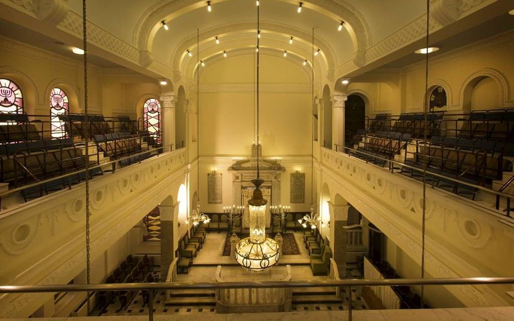 Van de tinetallen synagoges die Thessaloniki rijk was bleef er in de Tweede Wereldoorlog slechts één over. Dit gebedshuis lieten de Duitsers intact omdat het Rode Kruis daar was ingetrokken. beeld RD, Henk Vissche