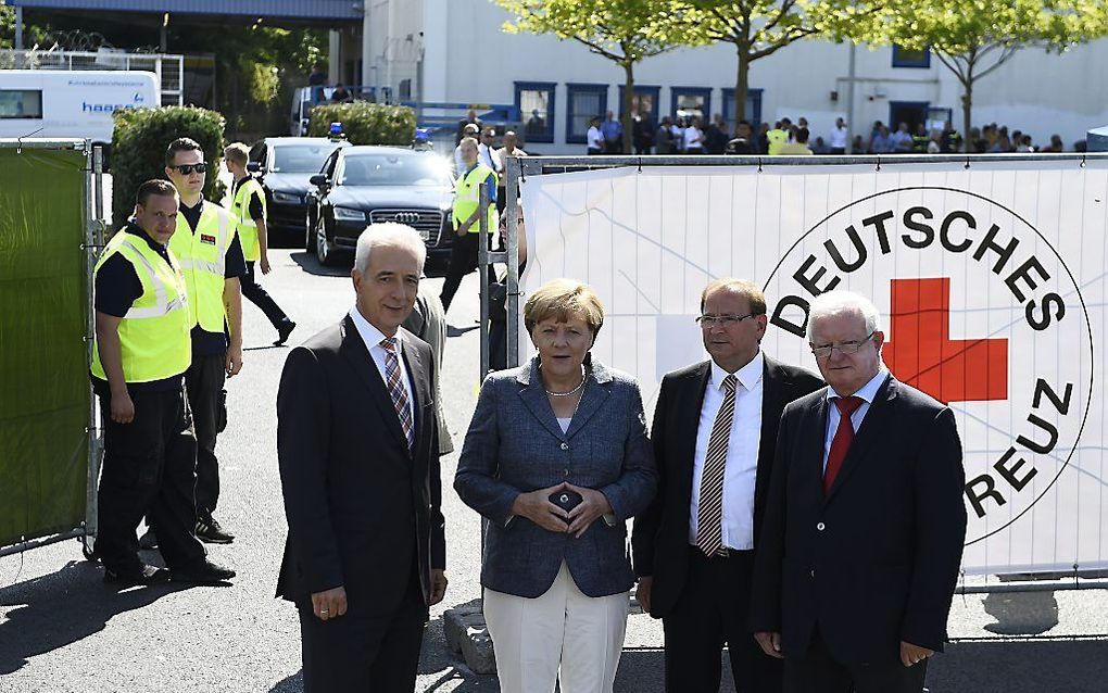 Merkel in Heidenau, woensdagmiddag. Beeld EPA