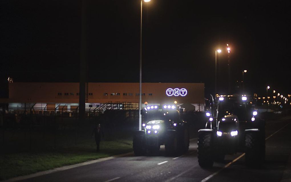 BRUSSEL. Belgische boeren protesteerden de afgelopen weken tegen de lage prijzen van melk en varkensvlees. Maandag werd bekend dat de boeren steun krijgen van industrie en supermarkten. beeld AFP