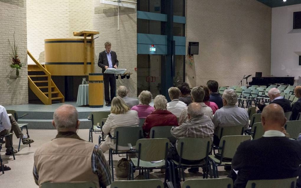 De bijeenkomsten van het Gereformeerd Appèl, zoals zaterdag in Amersfoort, trekken een klein aantal mensen. De werkgroep denkt na over de toekomst.  beeld  André Dorst