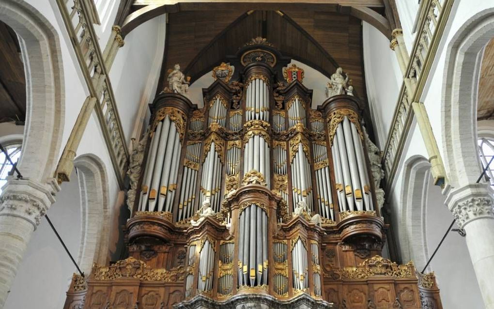 Het orgel in de Oude Kerk in Amsterdam. Beeld Gert Eijkelboom