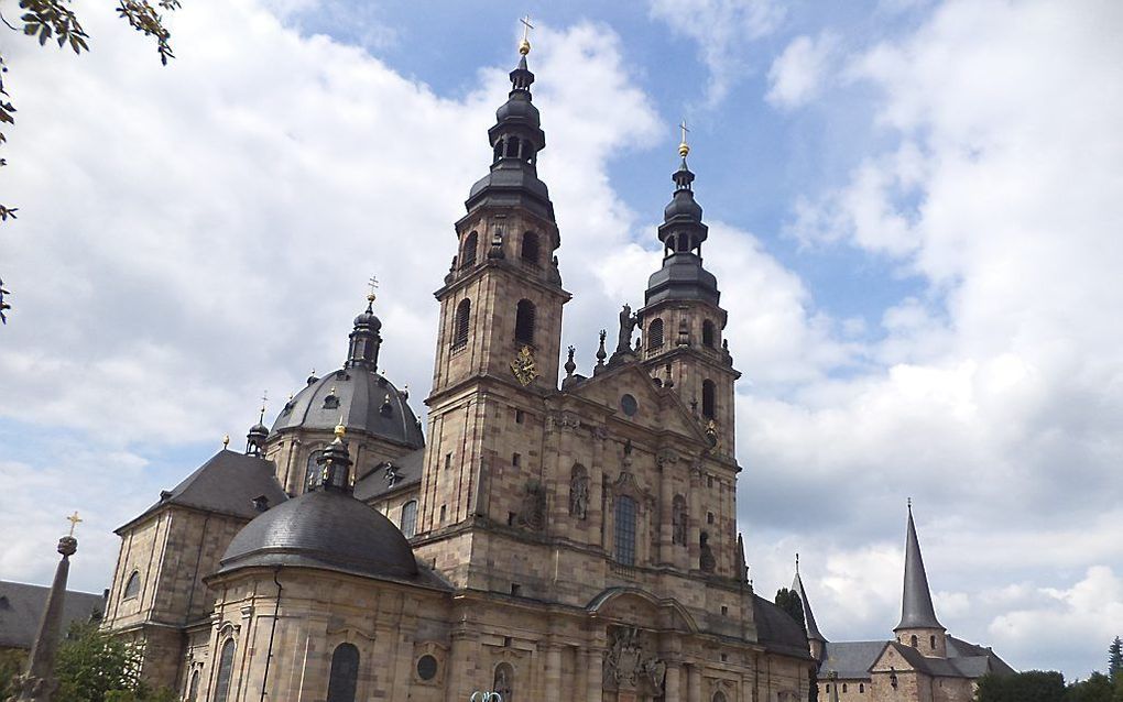 De dom, of Sint-Salvatorkathedraal, van Fulda. De schitterende barokkerk werd ingewijd op 15 augustus 1712. In de Tweede Wereldoorlog liep –ook– deze kerk ernstige schade op. Beeld RD