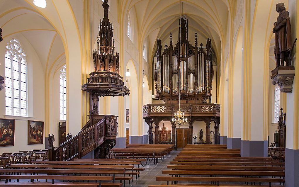 Interieur van een rooms-katholieke kerk. beeld RD, Henk Visscher