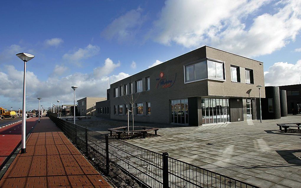 De Koningin Wilhelminaschool in Hendrik-Ido-Ambacht, een dependance van de Willem de Zwijgerschool. beeld RD, Sjaak Verboom