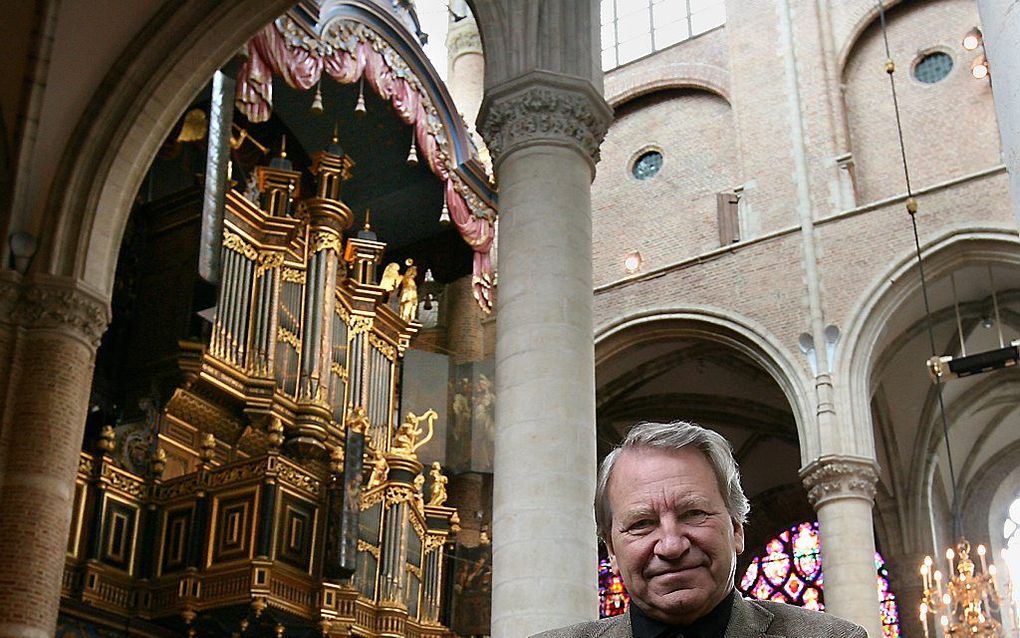 Kees van Eersel in de Grote of Maria Magdalenakerk in Goes, vlak voor zijn afscheid daar in de zomer van 2009. beeld RD, Anton Dommerholt