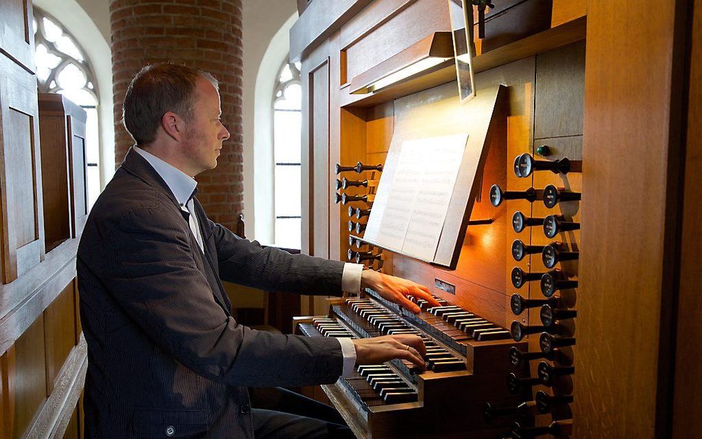 Organist Martien van der Zwan. beeld Sjaak Verboom