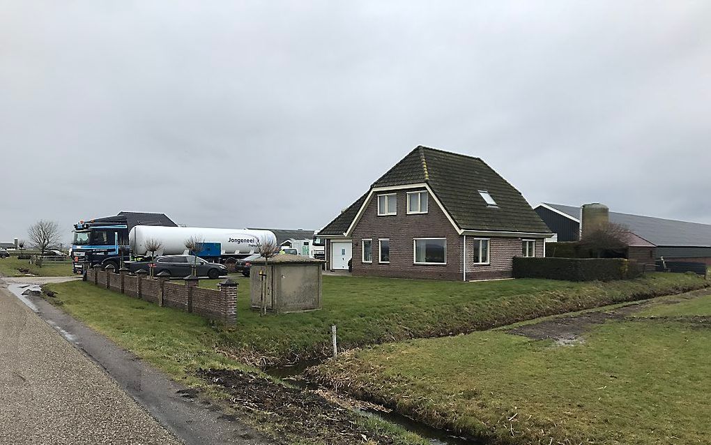 De door vogelgriep getroffen boederij in Kamperveen. beeld RD