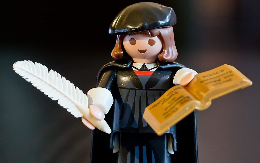 Luther als playmobilfiguurtje. beeld APA/dpa/Daniel Karmann