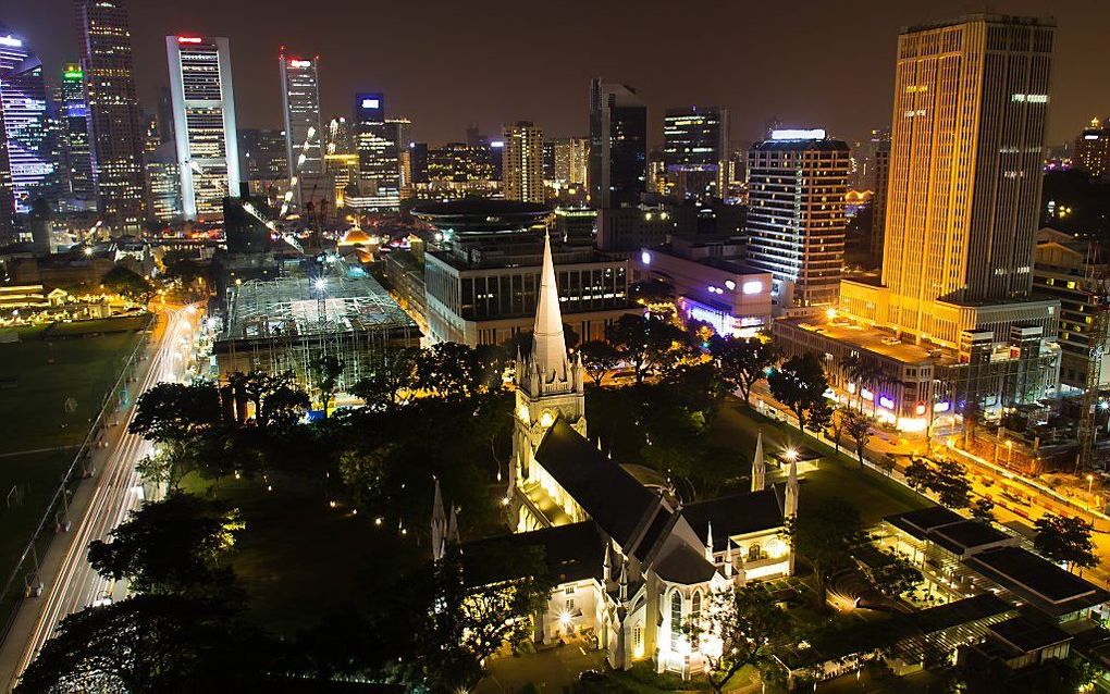 Een cultuur als de Singaporese, die hiërarchie en indirectheid hoog in het vaandel heeft staan, brengt voor een kerkenraadslid specifieke uitdagingen met zich mee. Foto: Singapore. beeld iStock