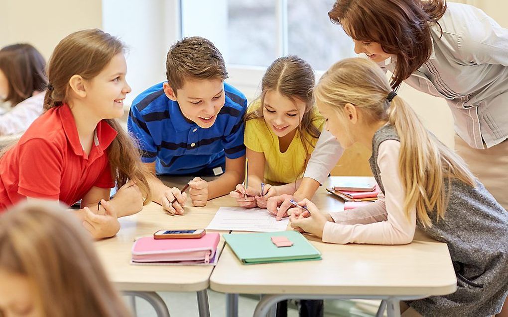 „Leerlingen zijn samen met de leraar en ouders verantwoordelijk voor het op een goede manier met elkaar omgaan.” beeld iStock