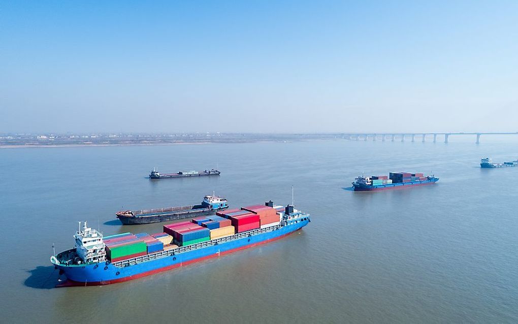 Onderzoekers van de Universiteit Leiden ontdekten dat er containers van China naar Noord-Korea weer terug naar China zijn vervoerd en daarna verscheept naar Nederland. beeld iStock