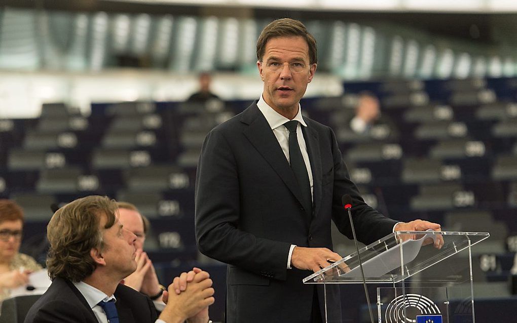 Premier Rutte en minister Koenders in het Europees Parlement in Straatsburg. beeld EPA