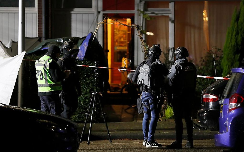 De politie deed donderdagavond onderzoek in de Botsaartstraat. beeld ANP