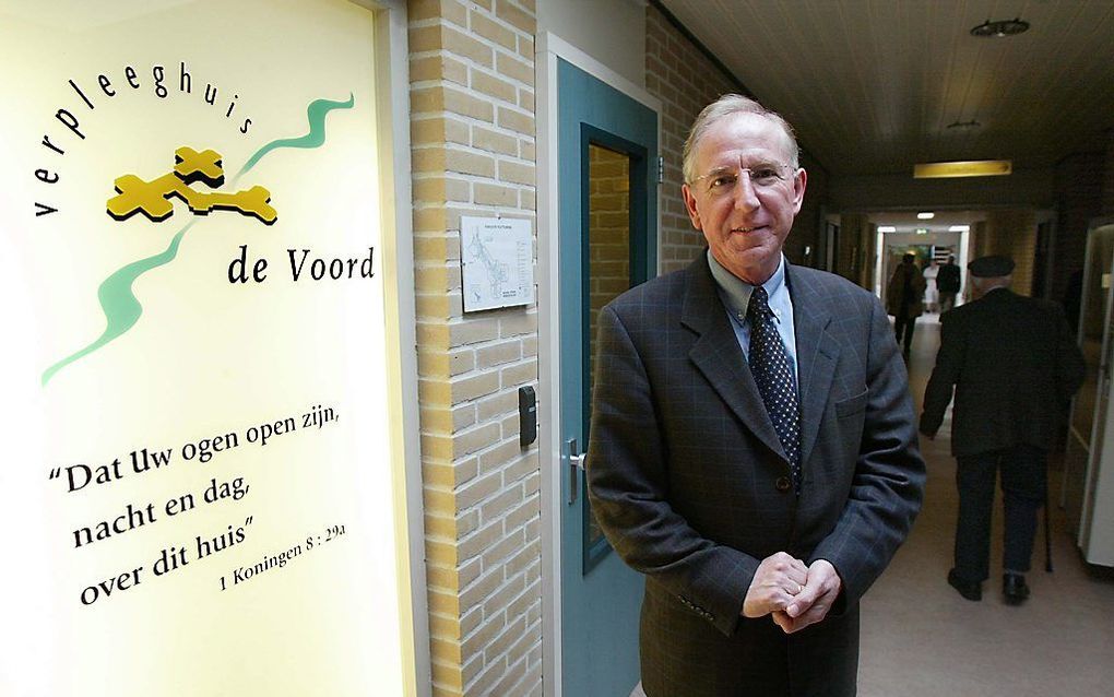 Ds. C. J. van den Boogert (CGK) veertig jaar predikant Ds. C. J. van den Boogert (CGK) veertig jaar predikant