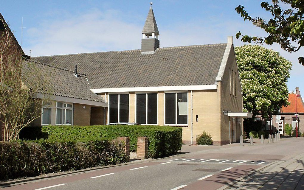 Ds. G. Pater neemt beroep aan naar gg Ouddorp