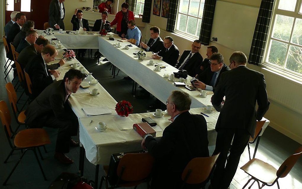 Ds. Van Wingerden Lewis dubbelzinnig over vrije wil Ds. Van Wingerden Lewis dubbelzinnig over vrije wil