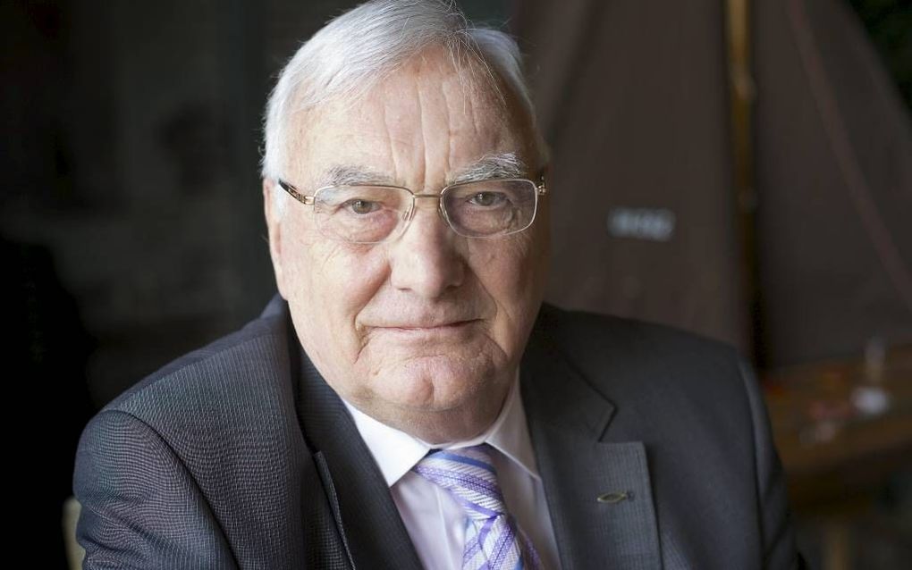 Emeritus predikant dr. G. Bos vijftig jaar in ambt