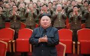 PYONGYANG. De Noord-Koreaanse dictator Kim Jong Un (hier op bezoek in een theater, eerder deze week) zit zeer waarschijnlijk achter de moord op zijn broer Kim Jong Nam. beeld AFP, KCNA